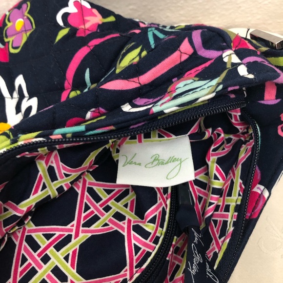 Vera Bradley Small Shoulder Purse Top Zipper Closure - Picture 10 of 11